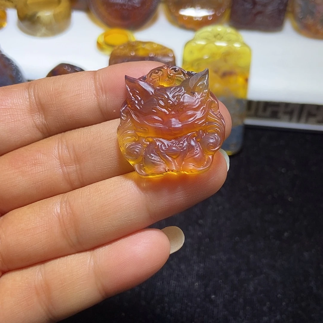 琥珀颈饰未镶嵌缅甸天然琥珀吊坠