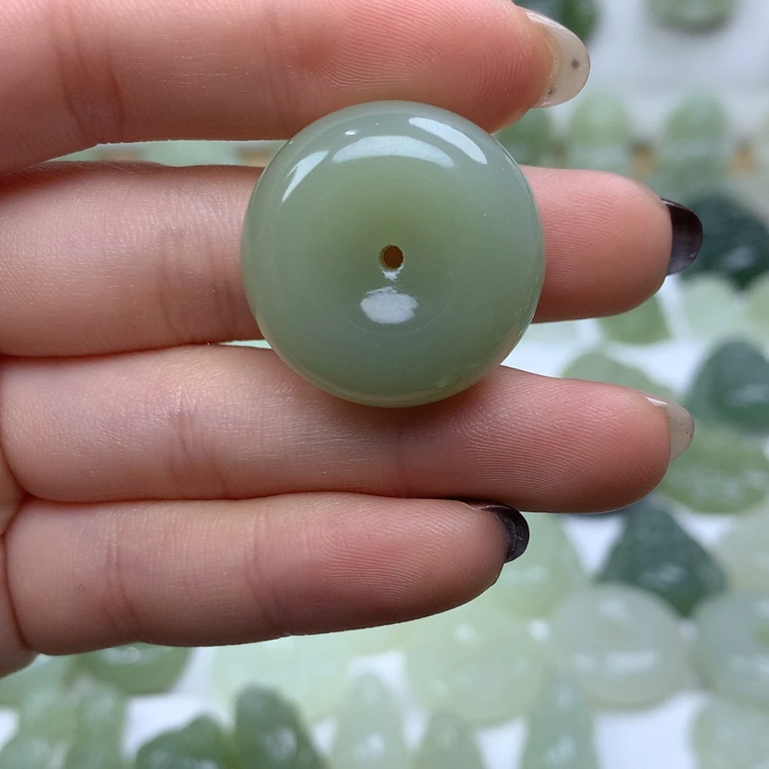 【闪购商品】颈饰未镶嵌和田玉