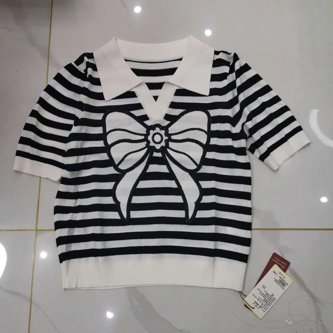 767925  A档时尚年轻上衣