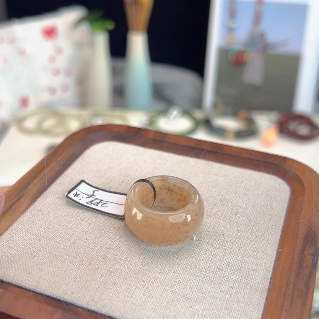 和田玉（糖玉）未镶嵌戒指N64桂花墩墩直径18.1不退换