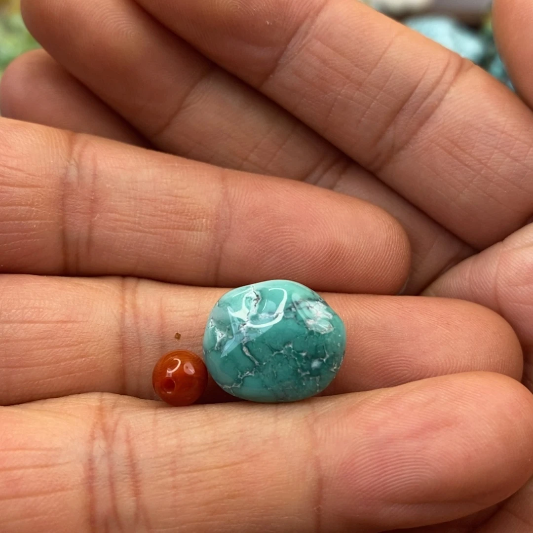 绿松石未镶嵌珠宝奇石