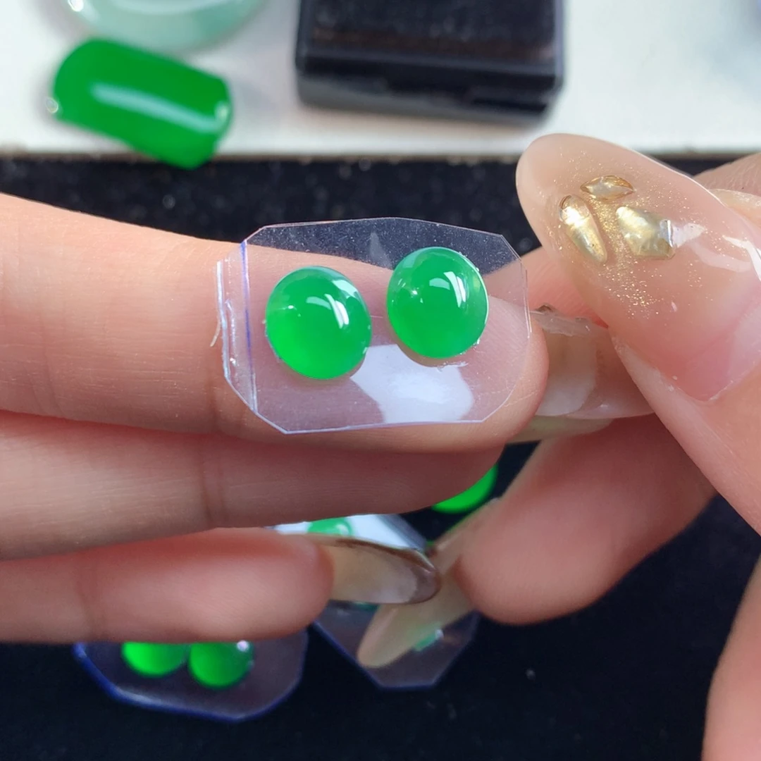 翡翠裸石7.43/6.5/3.88