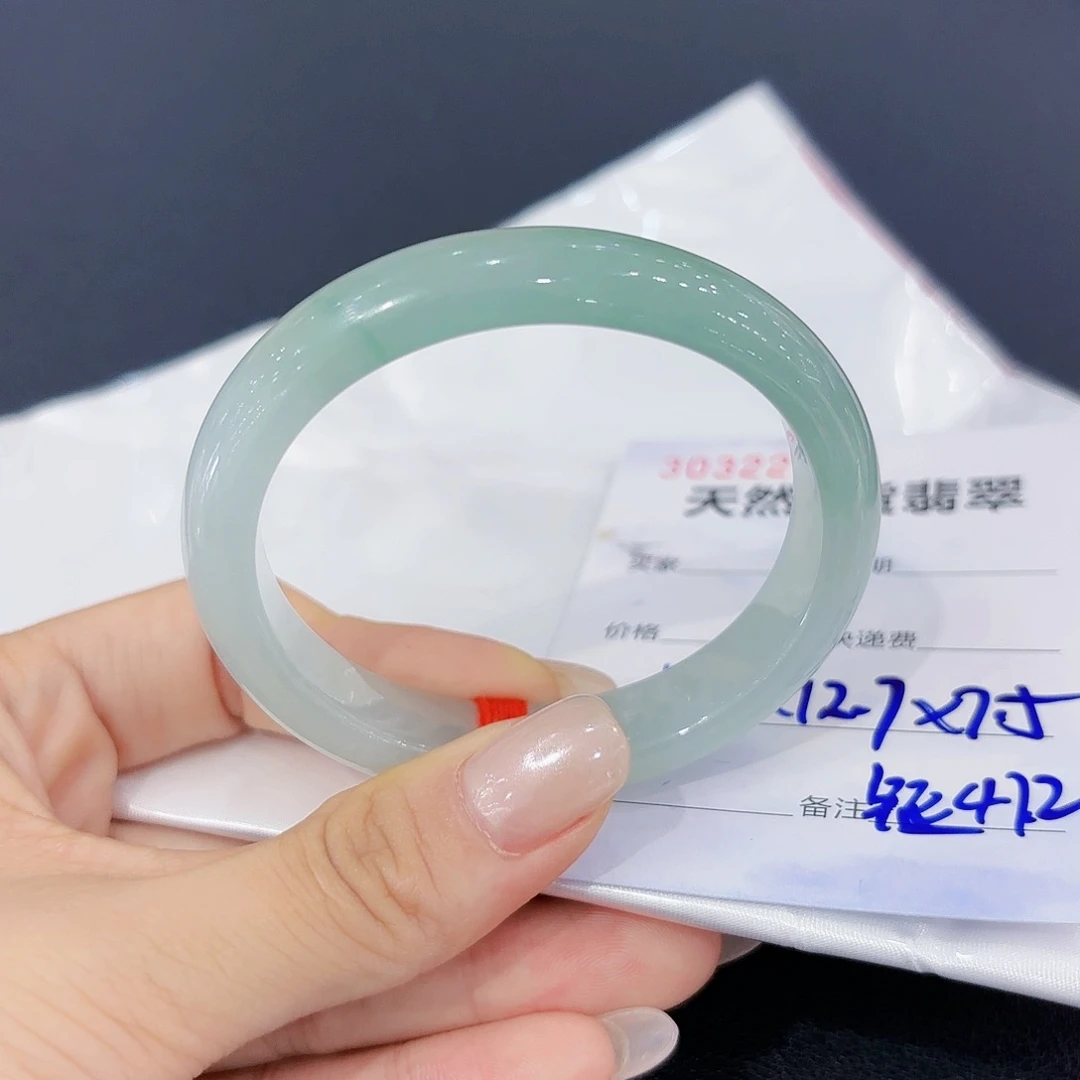 翡翠未镶嵌手镯翡翠手镯