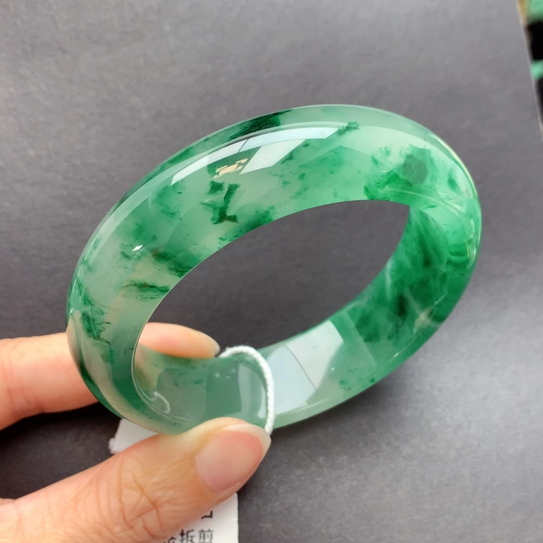 未镶嵌手镯石英质玉