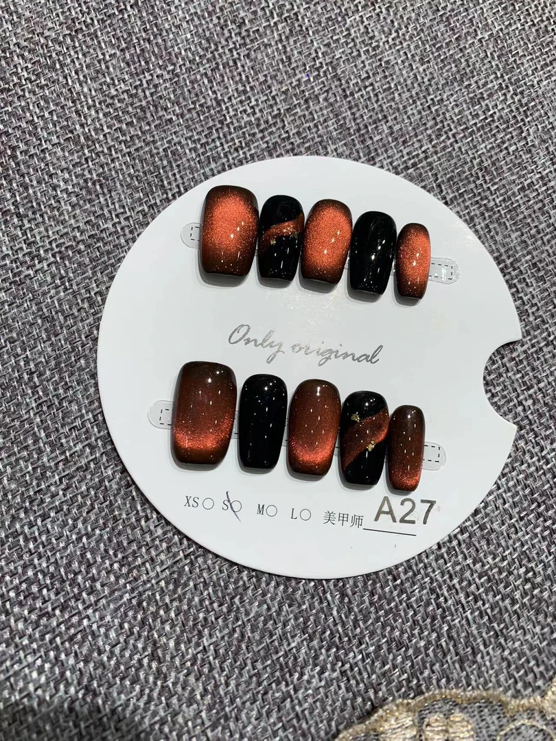 暗夜星河 轻奢纯手工渐变爆闪椭圆ins新款法式显白辣妹气质穿戴甲