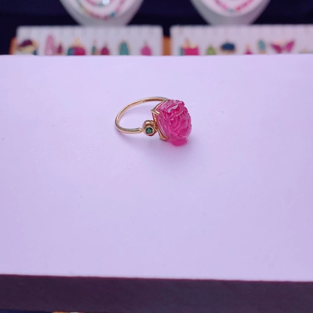 18K金镶嵌戒指碧玺m