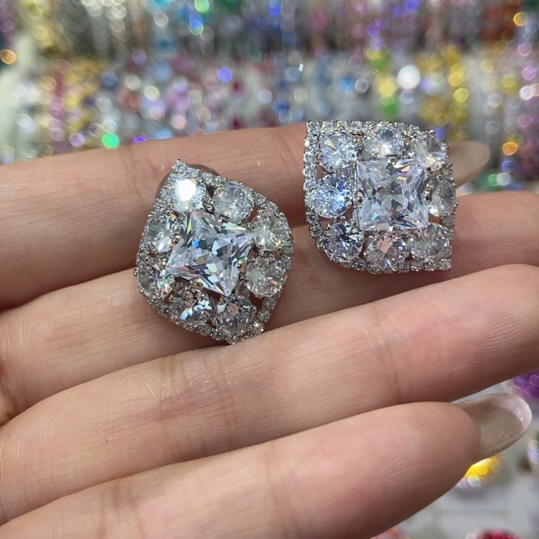 6锆石（处理）耳夹