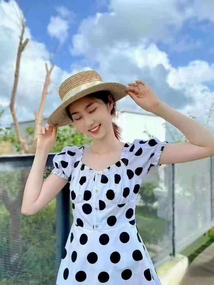 不支持退换/套头裙波点灯笼袖洋气连衣裙1500391