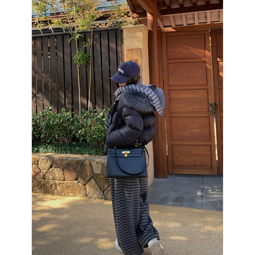 12/2徐琳 「冰川被子」轻暖狐狸毛毛领白鸭绒羽绒服外套 x250478