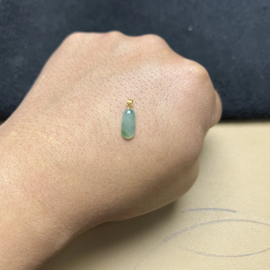 翡翠吊坠冰种随形福瓜飘花灵动18K金事业向上高贵精致素款