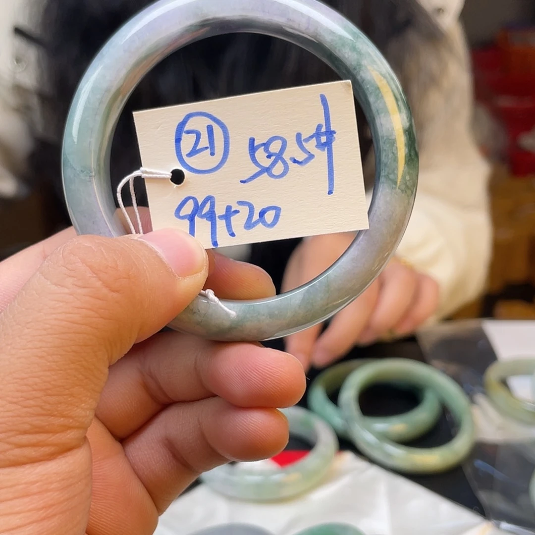 未镶嵌手镯翡翠21