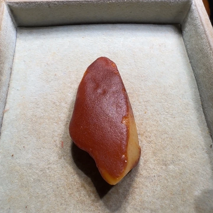 未镶嵌定制琥珀专属定制