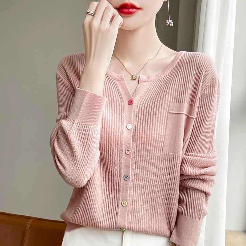 春季新款彩色扣薄款精纺坑条圆领开衫显瘦长袖针织衫宽松气质减龄