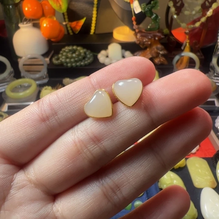 和田玉颈饰18K金镶嵌