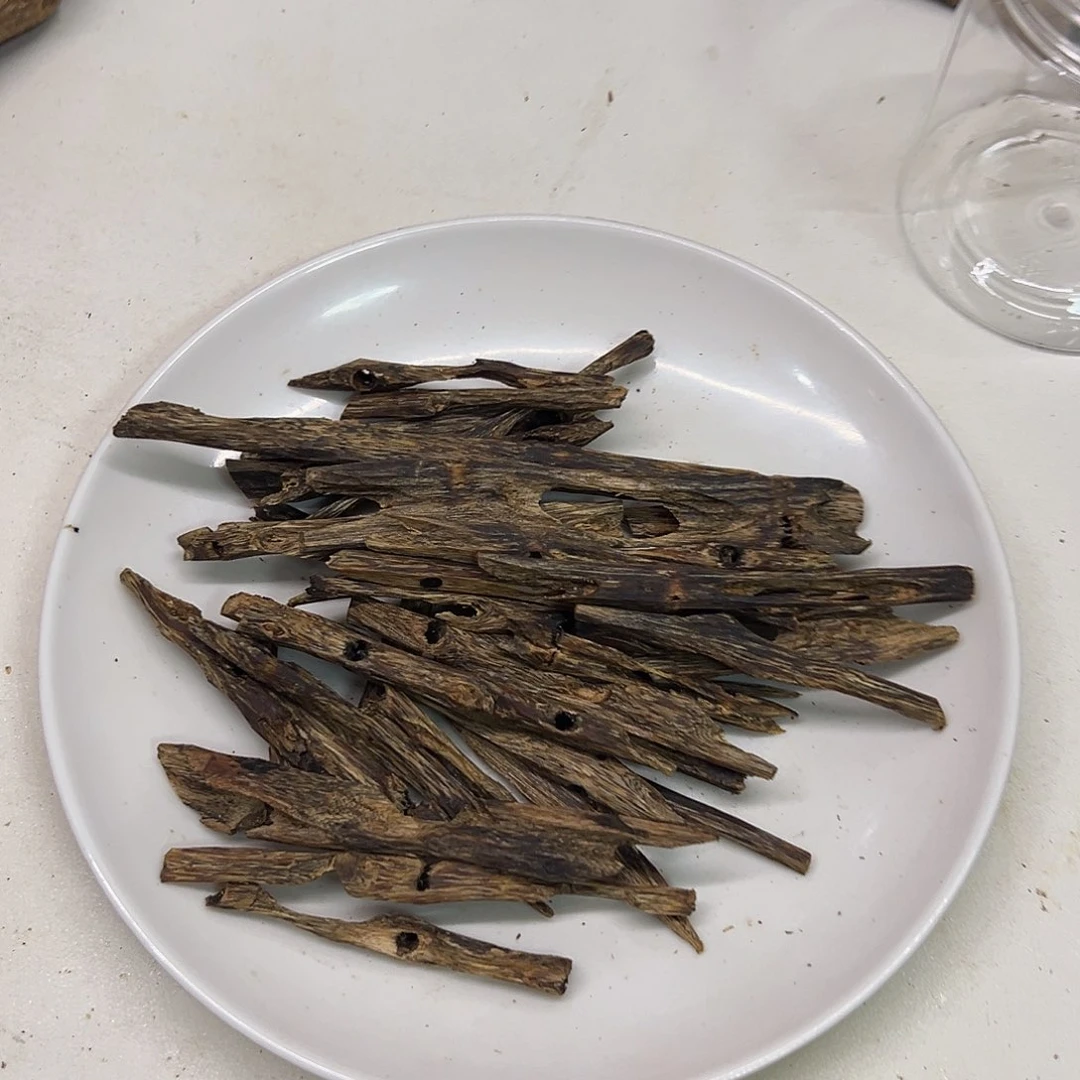 沉香碎屑沉香金莎叶树枝料72克