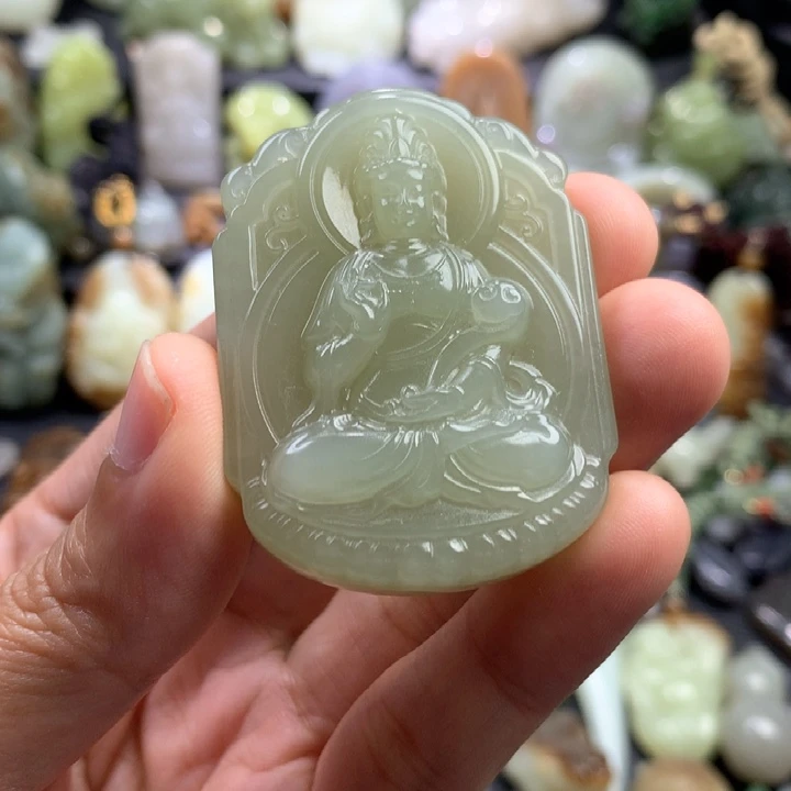 和田玉未镶嵌颈饰