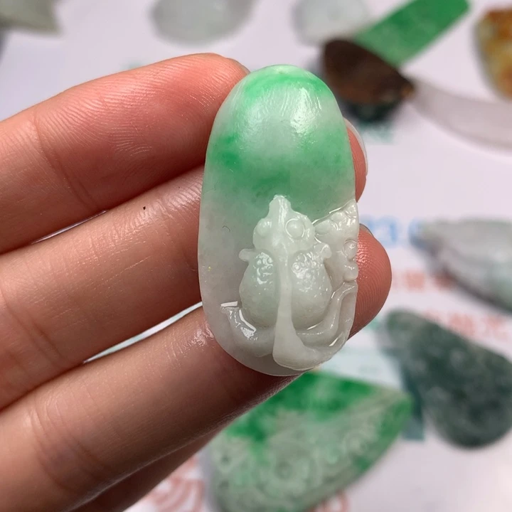 未镶嵌定制翡翠翡翠