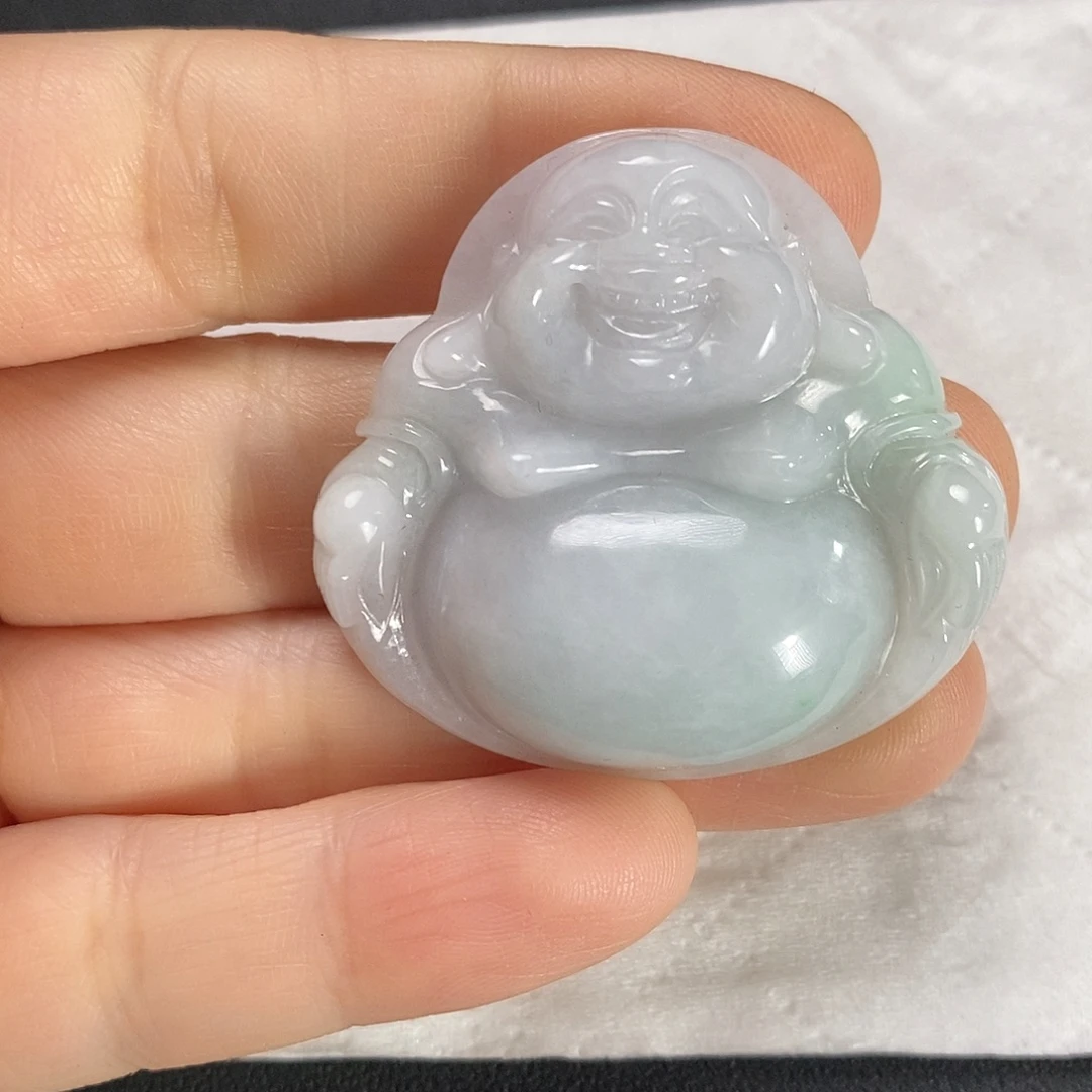 翡翠未镶嵌颈饰佛公