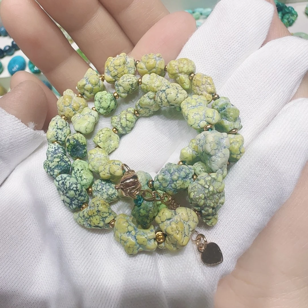 绿松石未镶嵌原矿绿松石