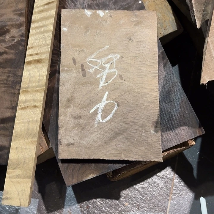 努***斗四川小叶金丝楠原材
