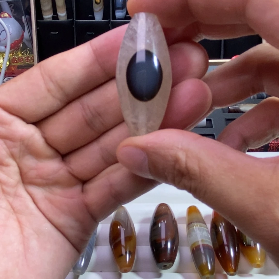 玛瑙/玉髓颈饰未镶嵌莱*鱼