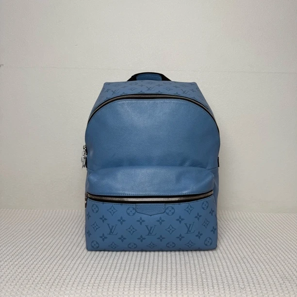95新 LouisVuitton/路易威登 8953/时尚休闲芯片款蓝老花双肩包