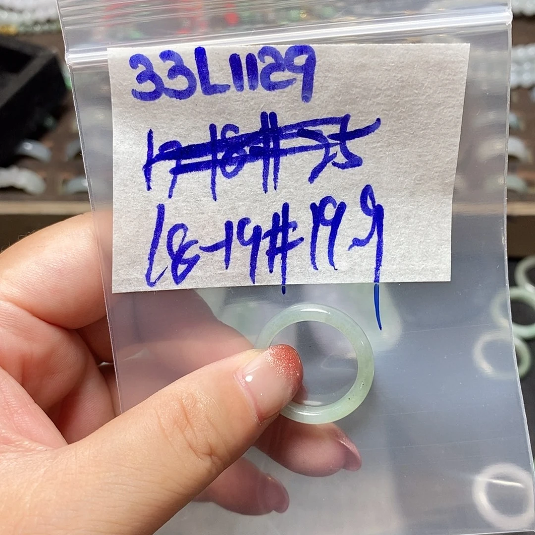 未镶嵌定制翡翠翡翠