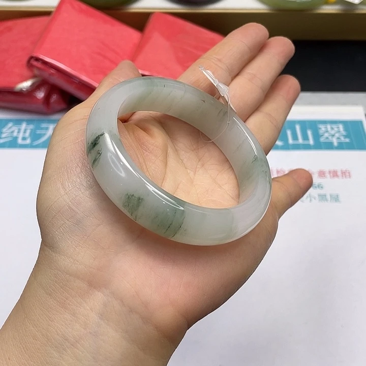 石英质玉手镯未镶嵌15