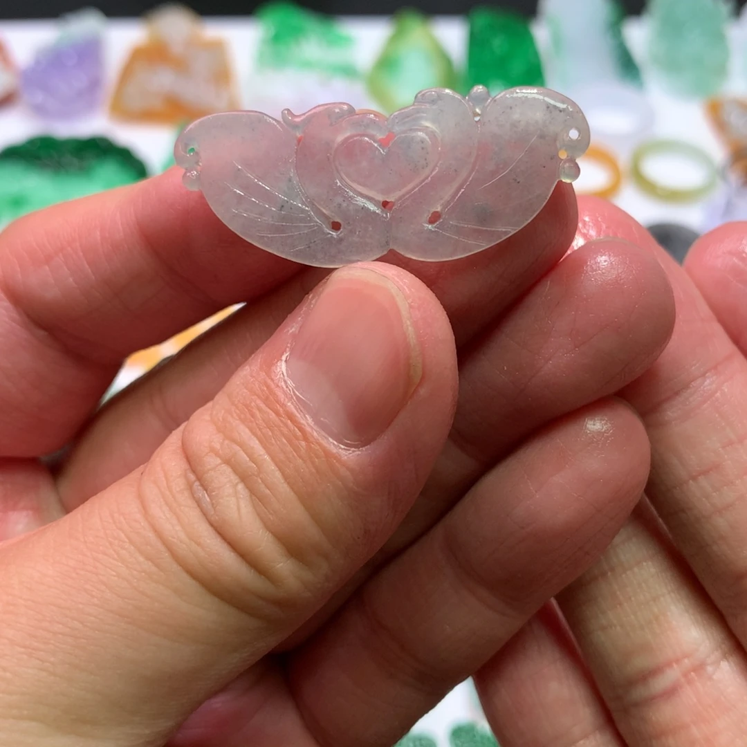 未镶嵌定制翡翠吊坠