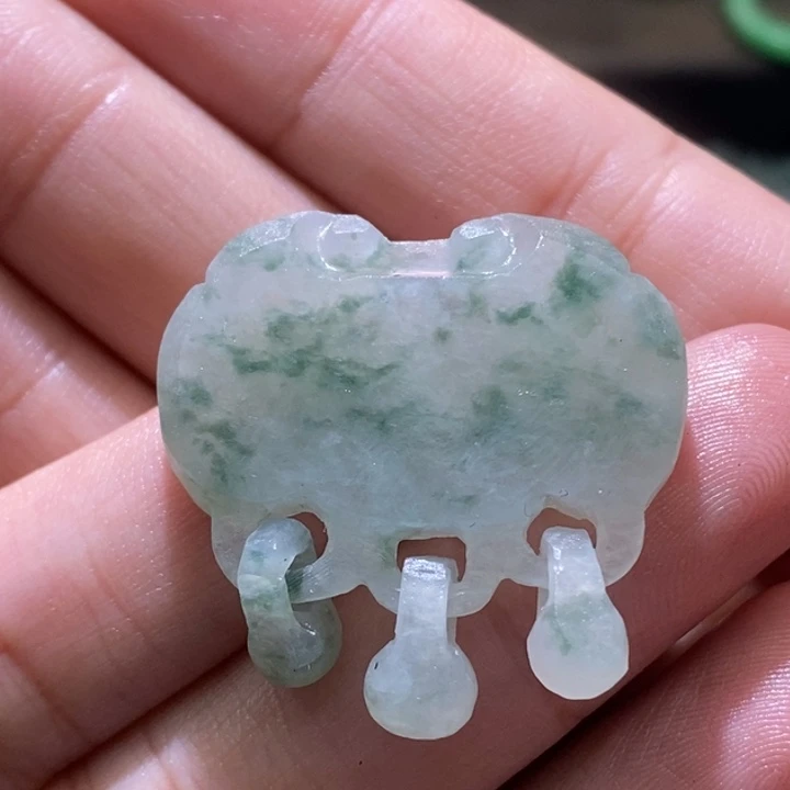 空***眸定制翡翠未镶嵌毛货