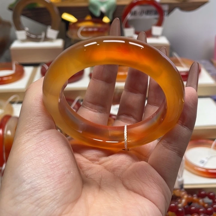 玛瑙/玉髓未镶嵌手镯