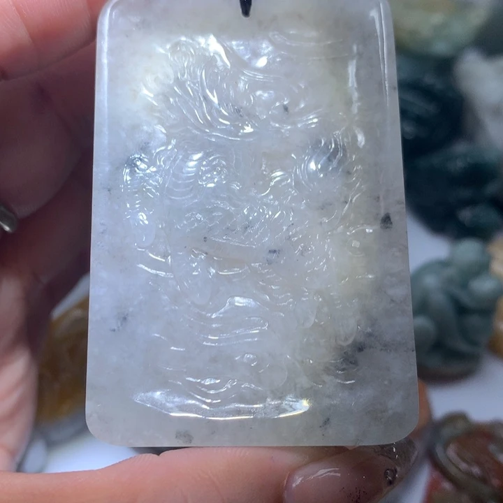 翡翠未镶嵌颈饰保真天然A货翡翠