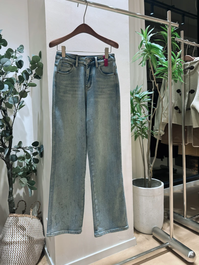 欧货诗歌兰红标加绒牛仔裤/NO退换