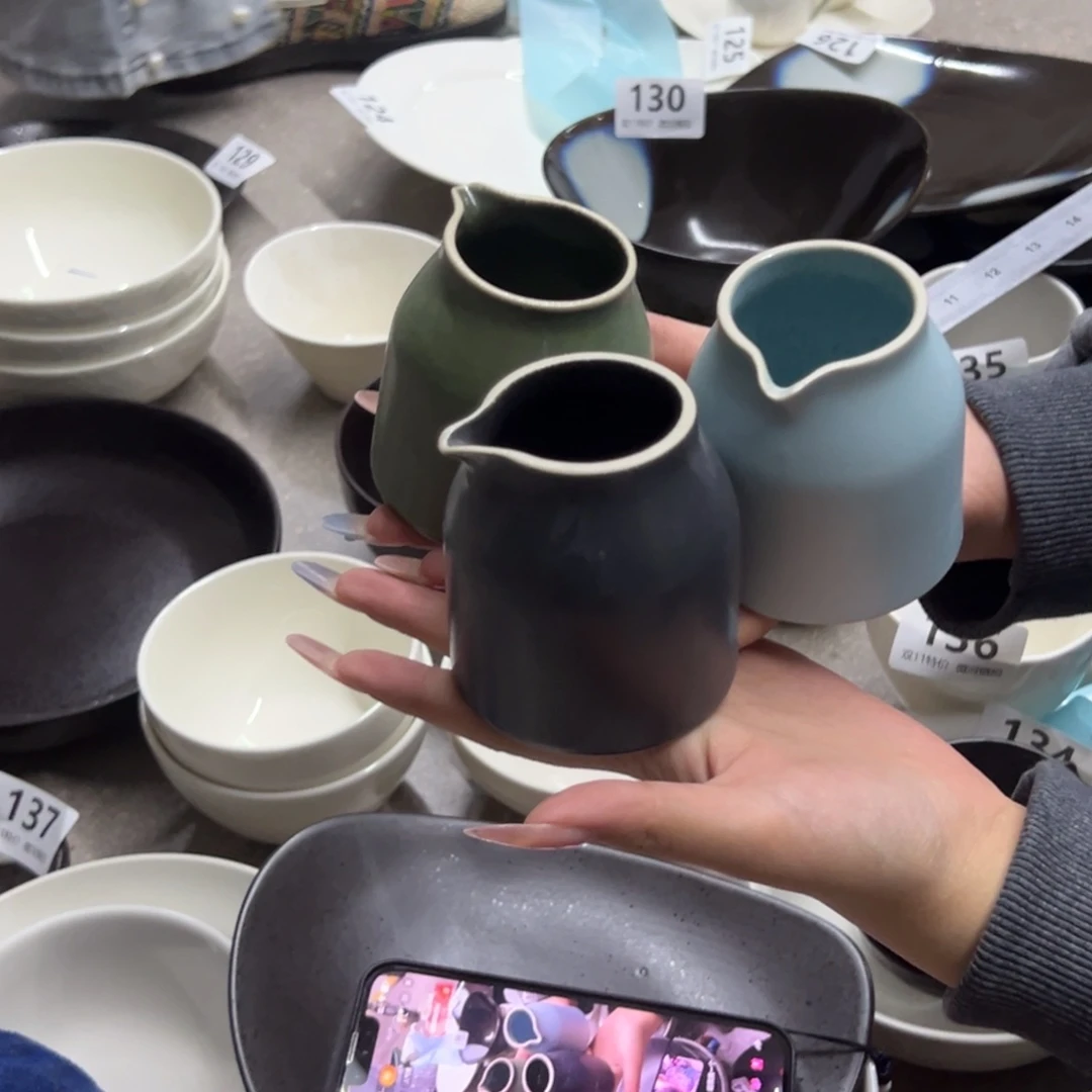 新骨瓷145微瑕烟灰绿   拉丝奶缸