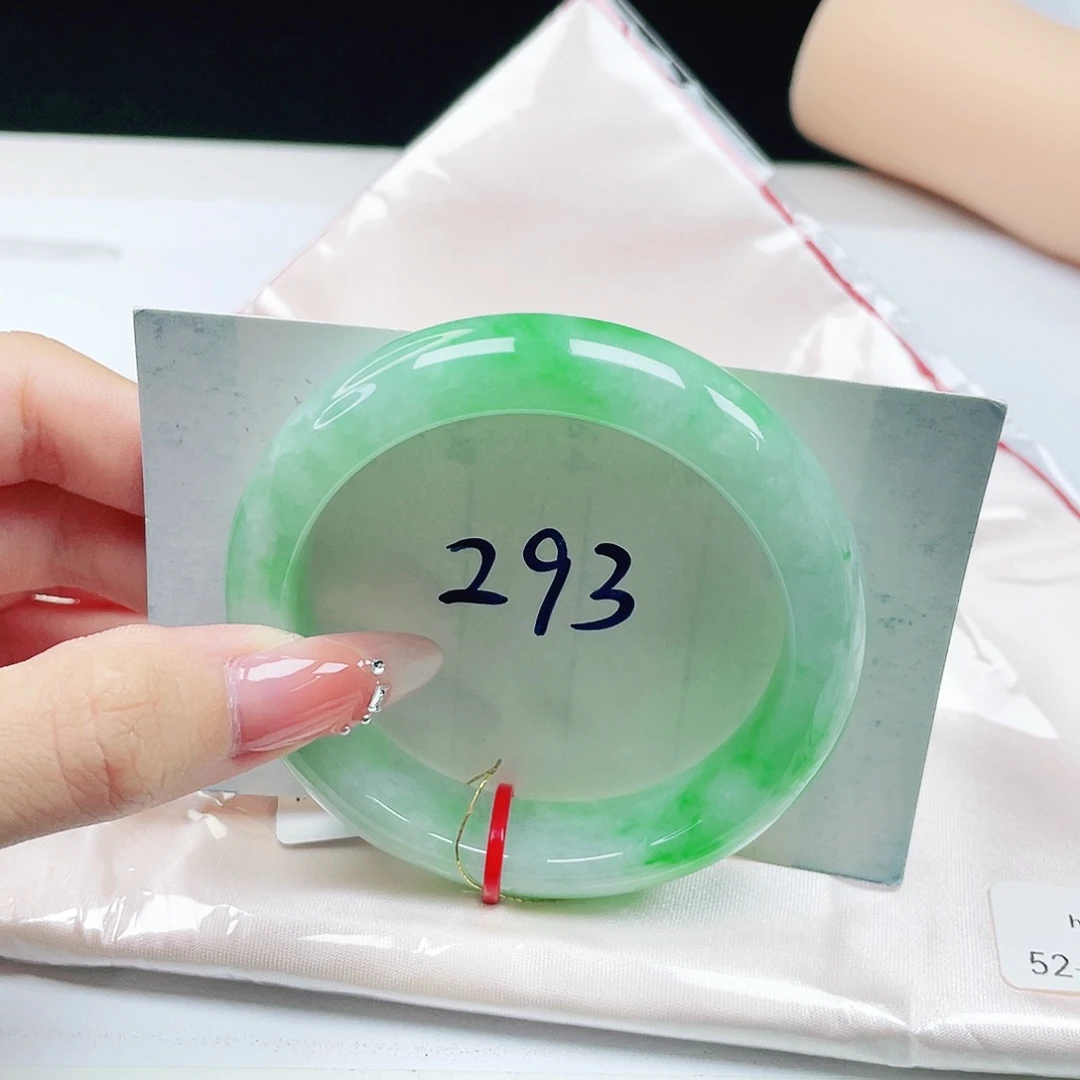 未镶嵌手镯翡翠52