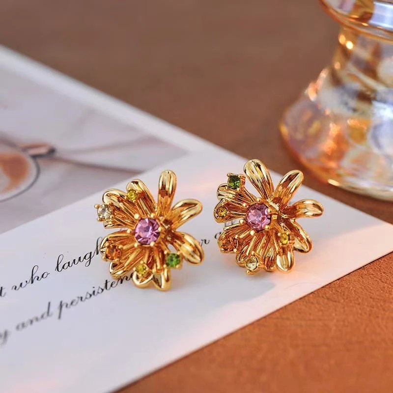 锌合金耳饰 295计小香风女植物花卉耳钉百搭复古欧若精灵风