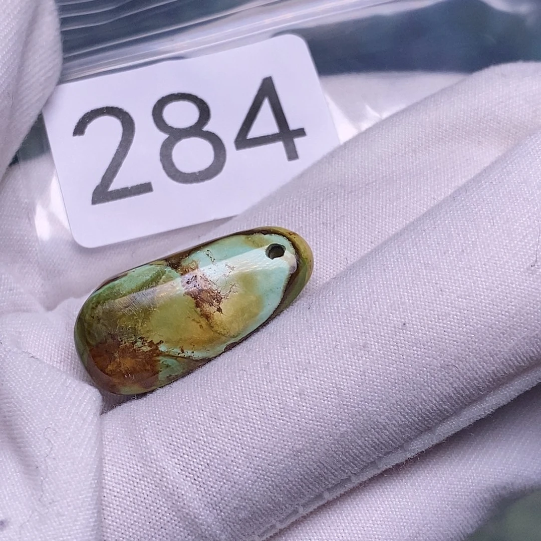 绿松石未镶嵌珠宝半成品