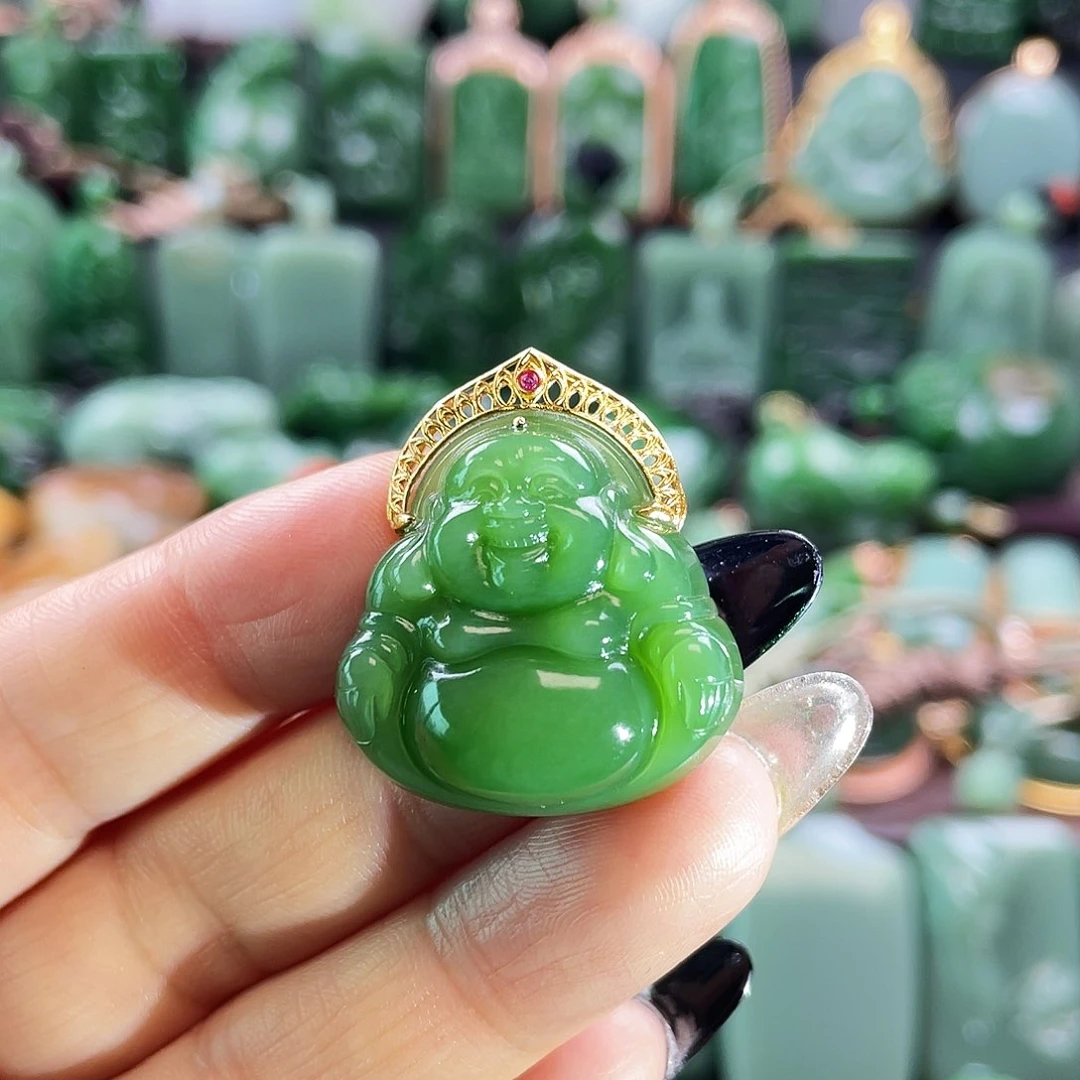 和田玉挂件18K金镶嵌