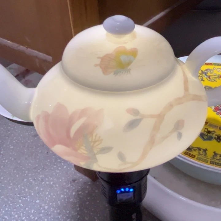 大球泥手绘茶壶一个