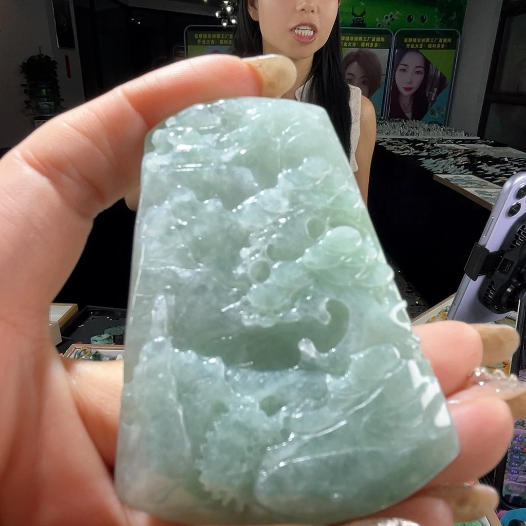 颈饰未镶嵌翡翠一