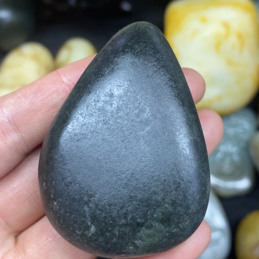 未镶嵌和田玉（糖玉）挂件