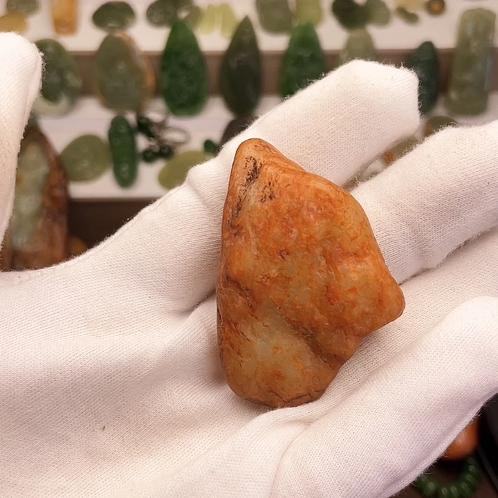 岫岩河磨玉（透闪石质玉）颈饰未镶嵌