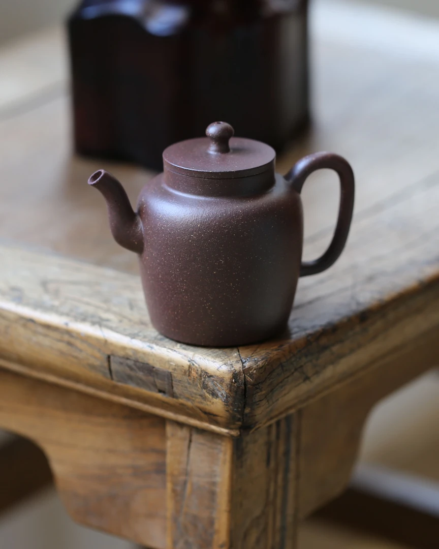 【明清流紫砂】闲章“叁省堂制”款《明式小执壶》宜兴紫砂壶 125cc