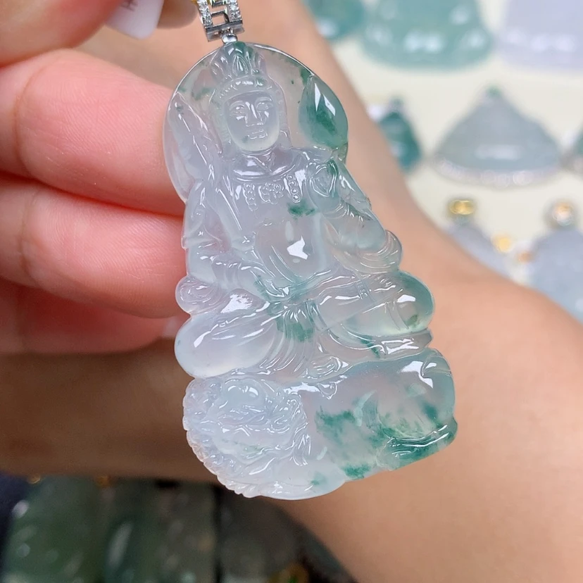 【闪购商品】翡翠18K金镶嵌颈饰虚空藏