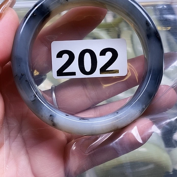 奶***宝蛇纹石玉未镶嵌手镯