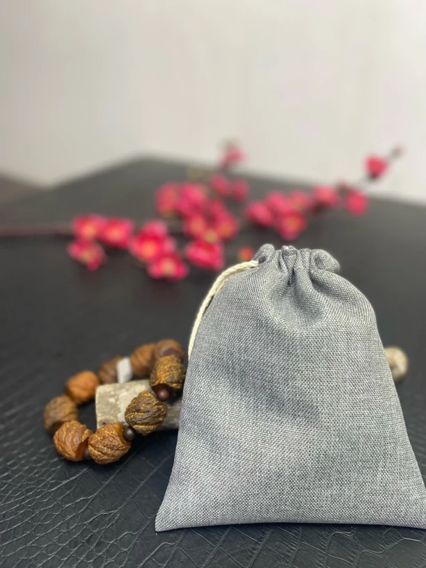 046沉木成品手串