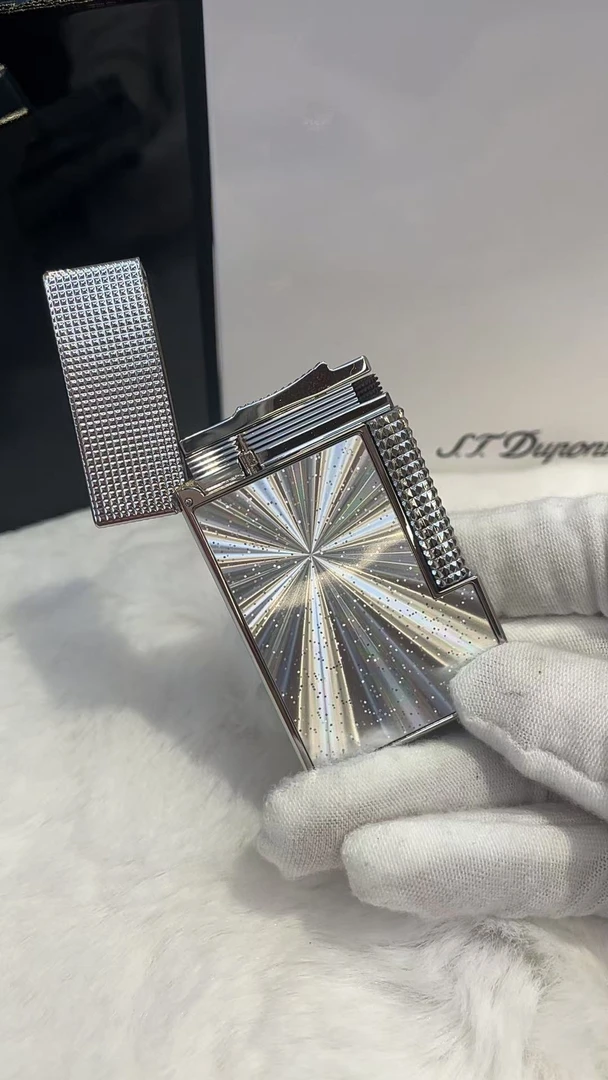 镭射 创意金属个性潮流朗声打火机是男士送礼佳品