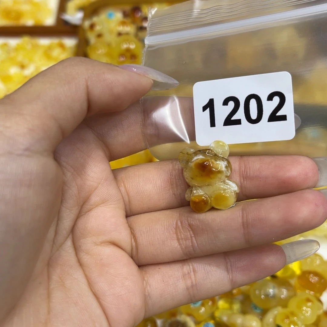 琥珀珠宝奇石未镶嵌呱****了