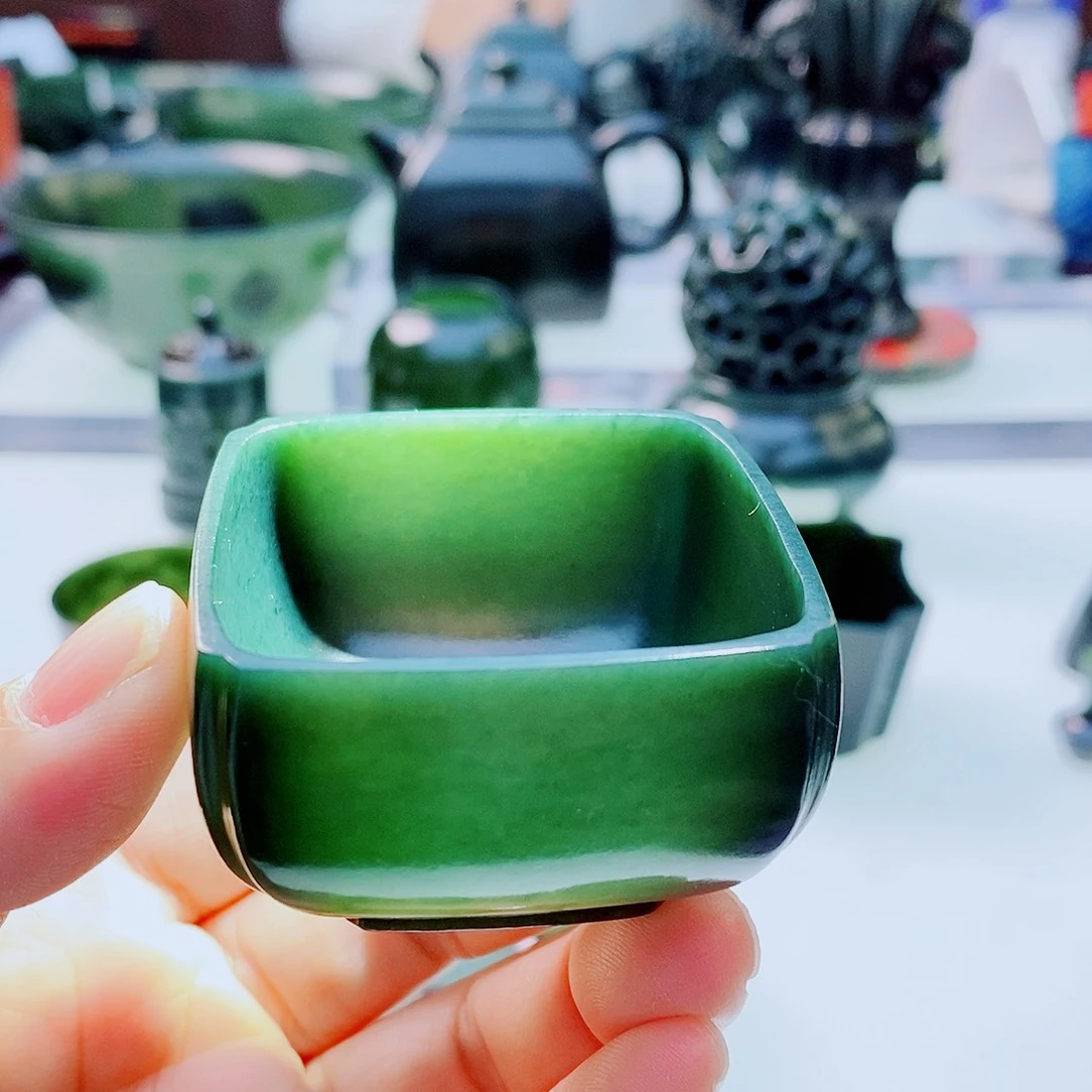 未镶嵌和田玉摆件