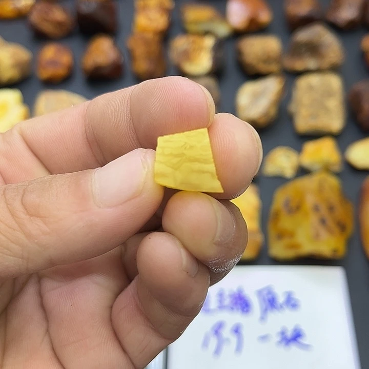 未镶嵌定制蜜蜡蜜蜡定制